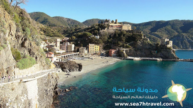 Monterosso-Beach-Beautiful.jpg