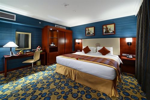 Double-room-in-Millennium-Al-Aqeeq-Hotel-Medina.jpg