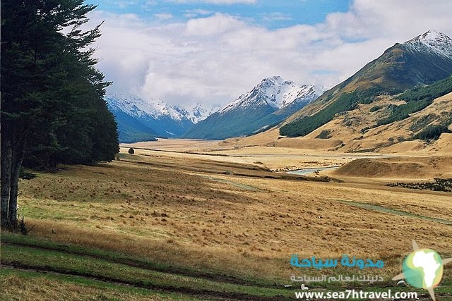 Ahuriri-Valley.jpg