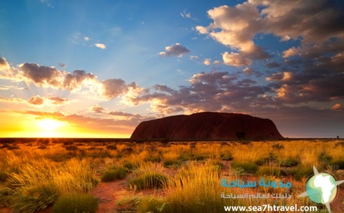 Sunrise-Over-Uluru.jpg