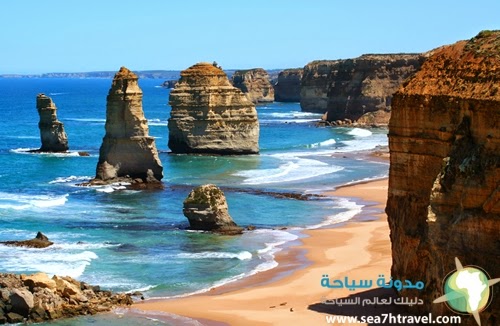 Twelve-Apostles-Great-Ocean-Road.jpg