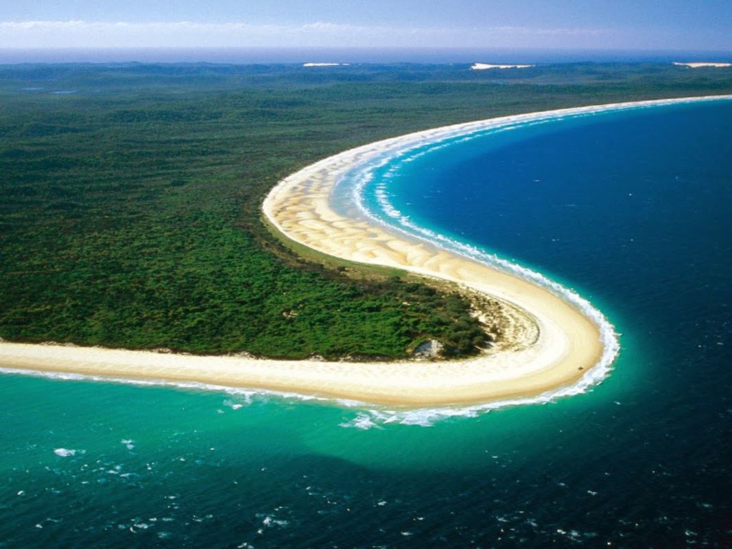 Fraser-Island-Beach-Australia-Wallpaper.jpg