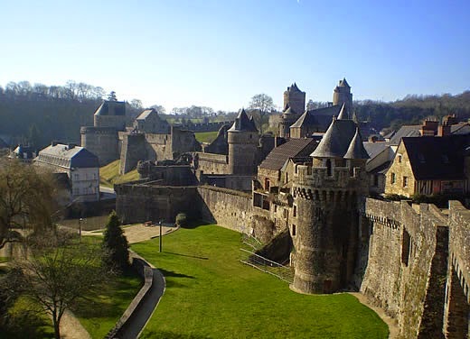 chateau_fougeres.jpg