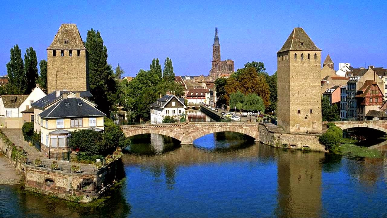 Strasbourg-La-grande-%C3%AEle.jpg