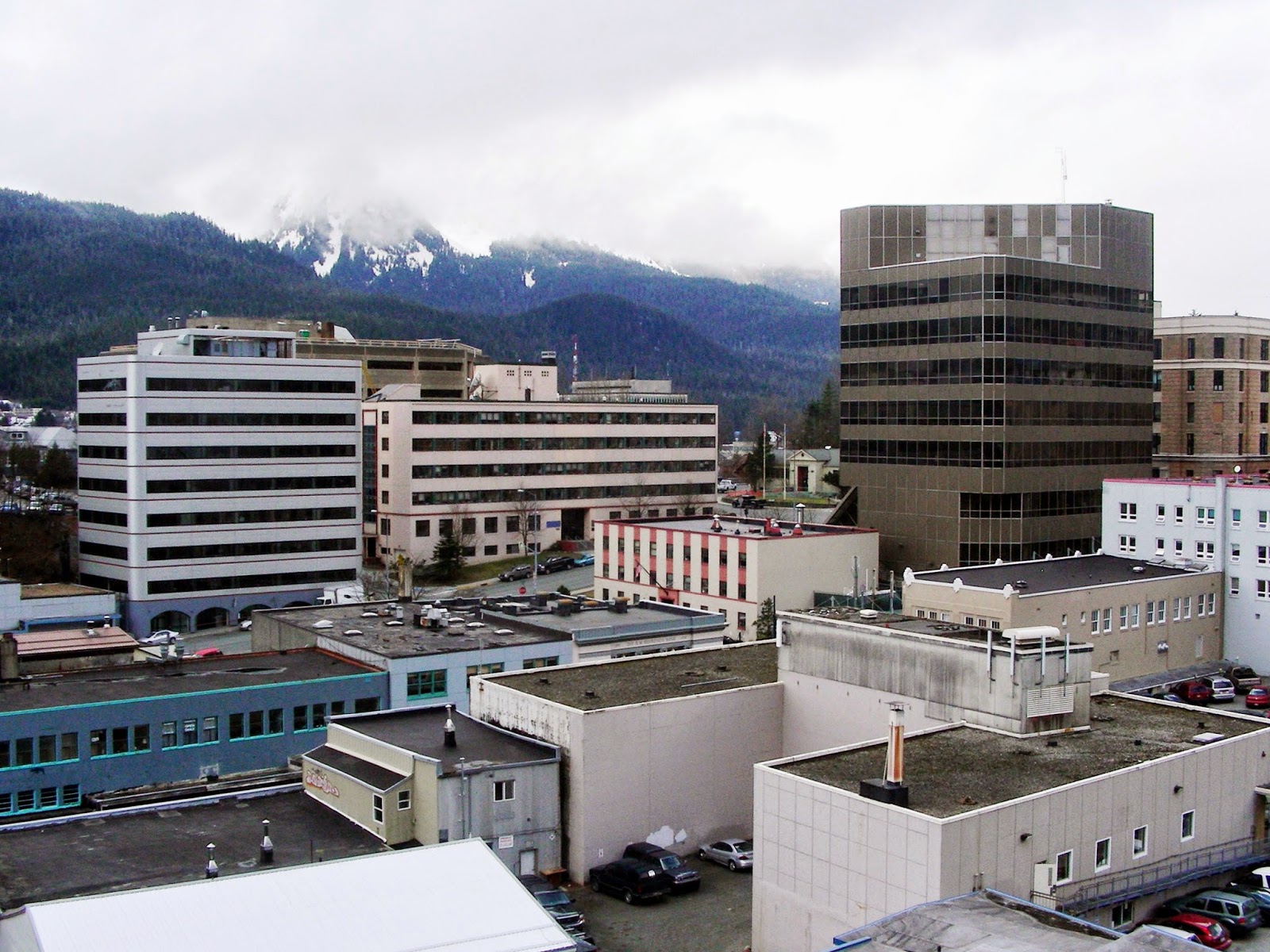 Juneau,_Alaska_Downtown.jpg