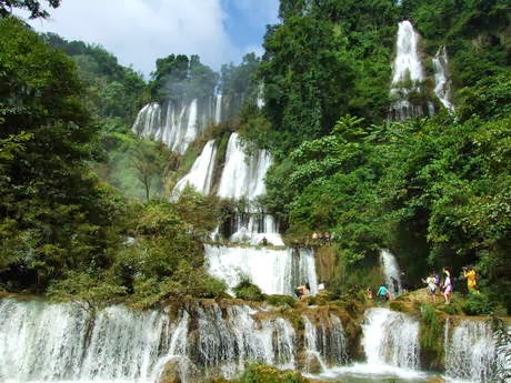 Thi-Lo-Su-Waterfall.jpg