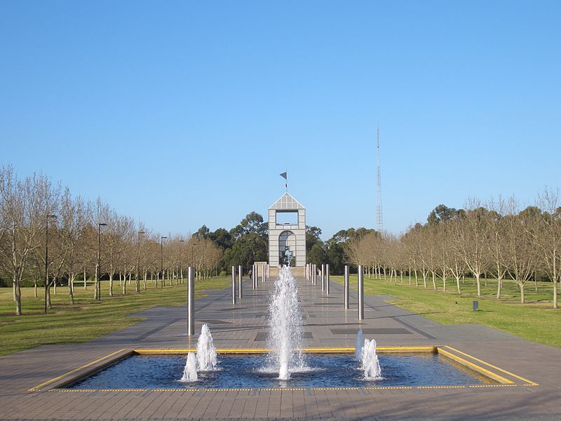 800px-Bicentennial_Park_5.jpg