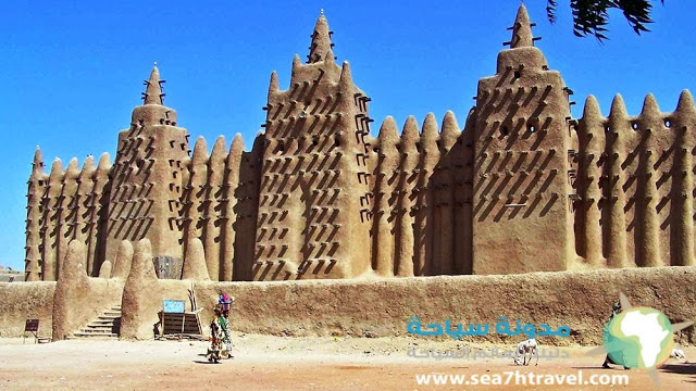 Great-Mosque-Djenne-Amazing.jpg