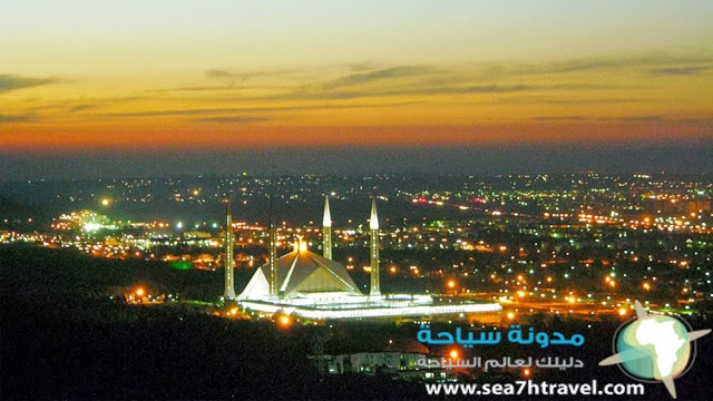 Shah-Faisal-Mosque-Landscape.jpg