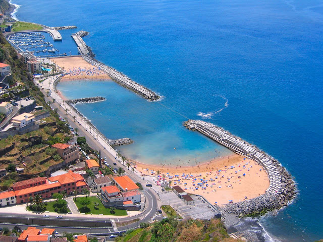 Madeira_Beach_%2528163610932%2529.jpg