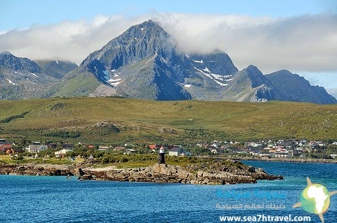 Lofoten-Islands-Lighthouse.jpg