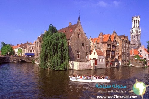 BoatCanalBruges5-Flanders.jpg