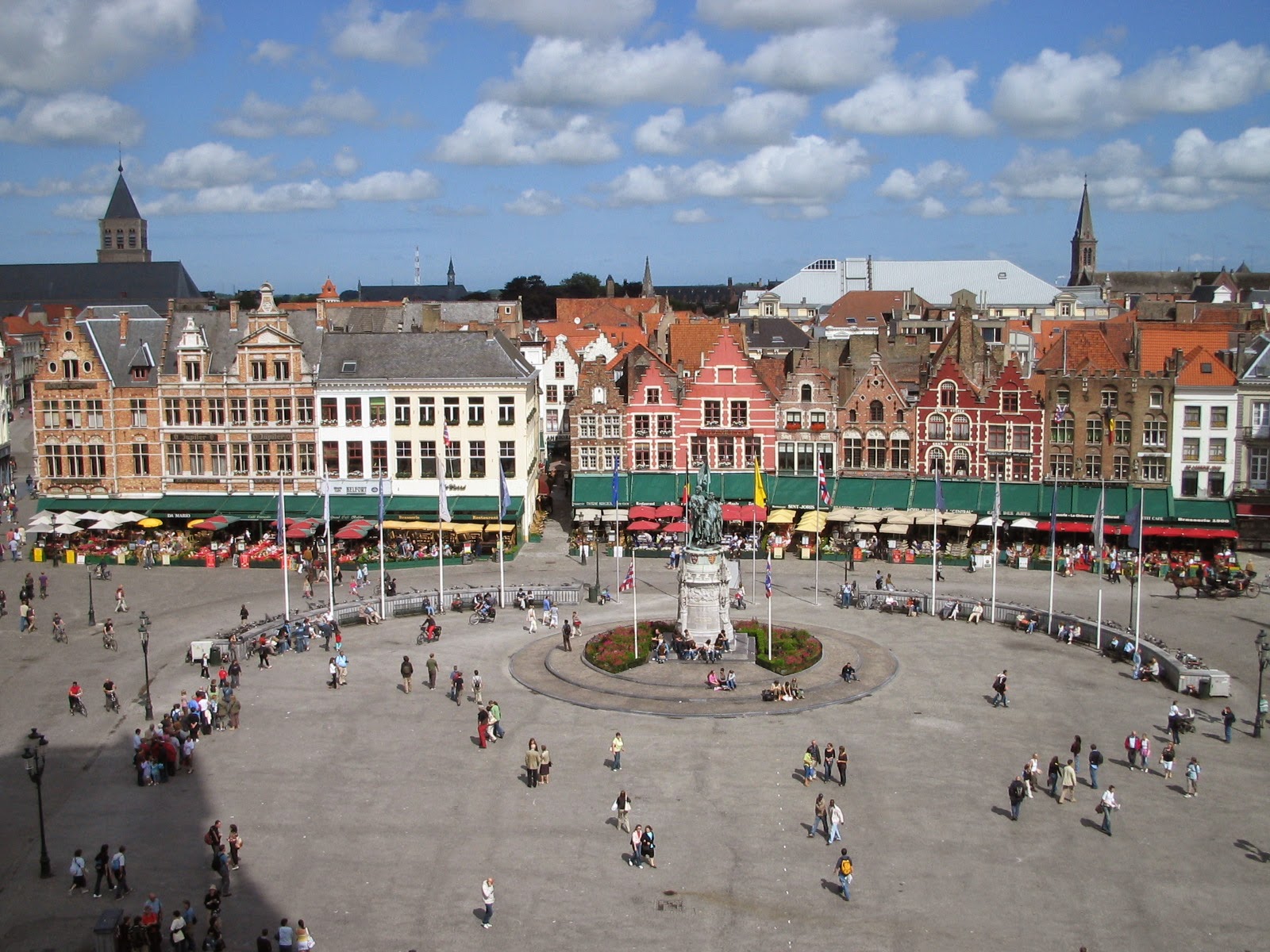 Grote_Markt%2C_Bruges.jpg