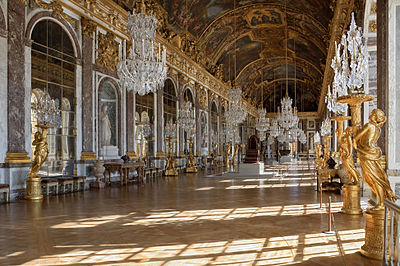 400px-Chateau_Versailles_Galerie_des_Glaces2.jpg