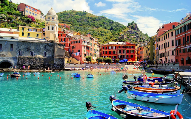 Vernazza-Liguria-Italy.jpg