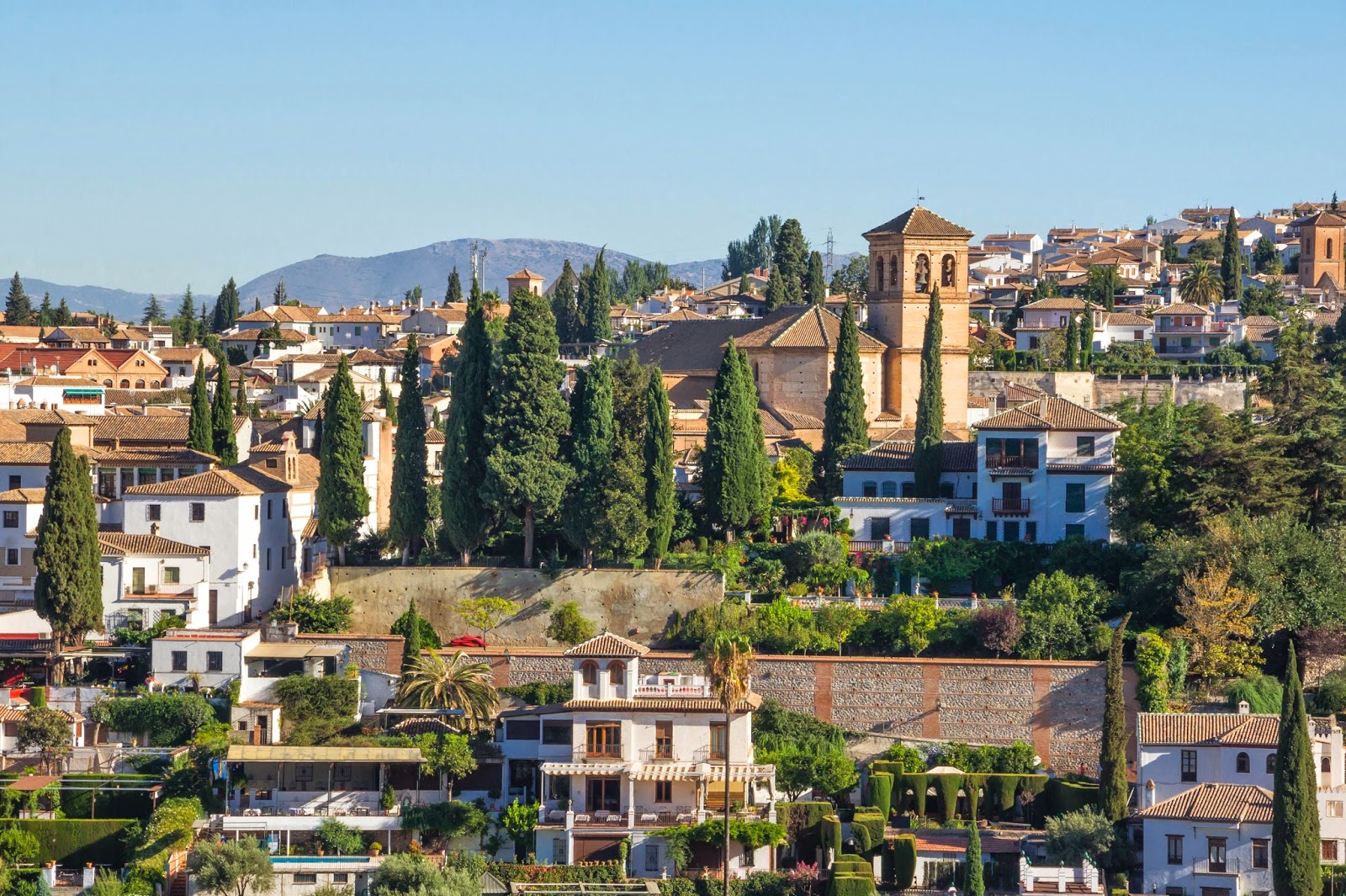 Church_San_Bartolom%C3%A9_Albayzin_Granada_Spain.jpg