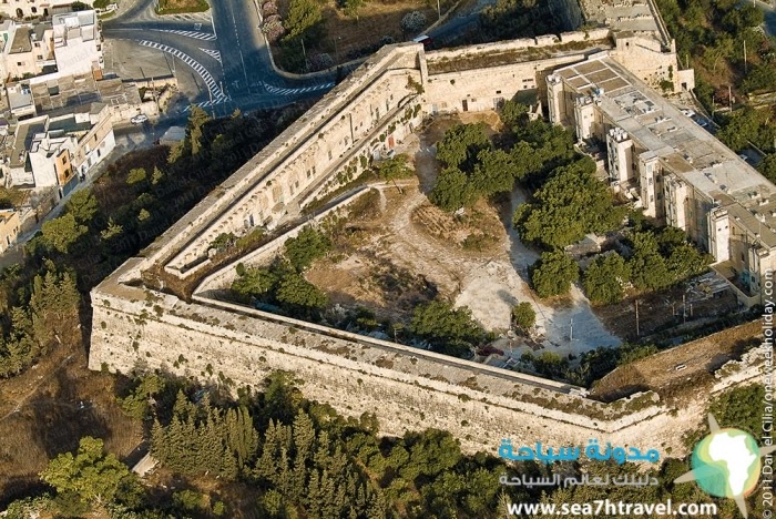 cottonera-lines-in-malta.jpg