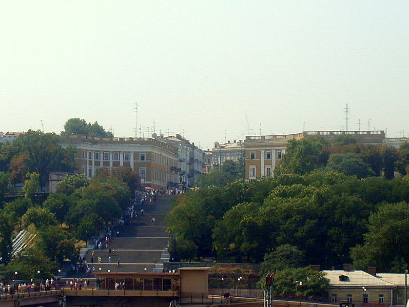 797px-Odessa_Potemkin_Stairs.jpg