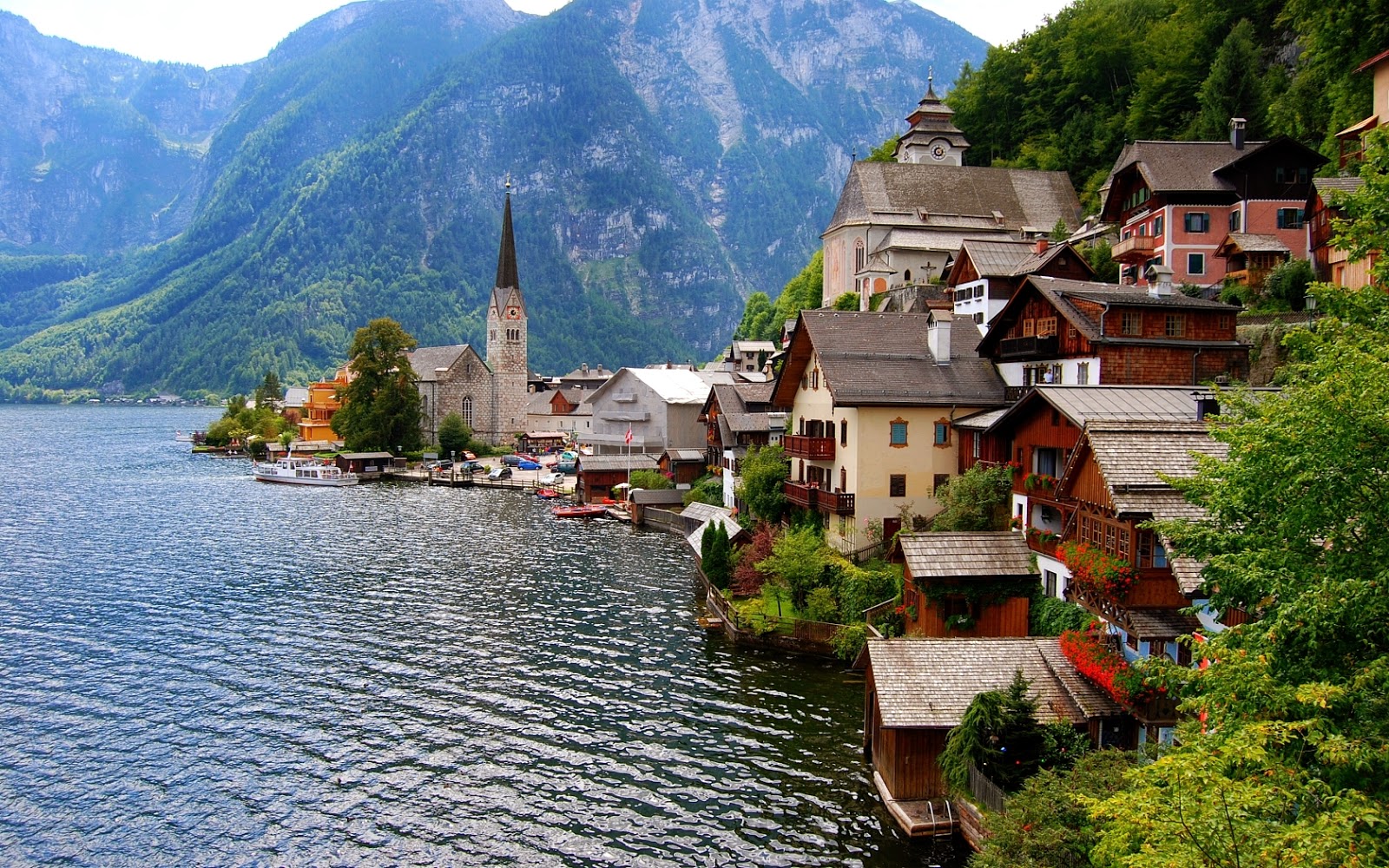 Village-Hallstatt-(Austria).jpg