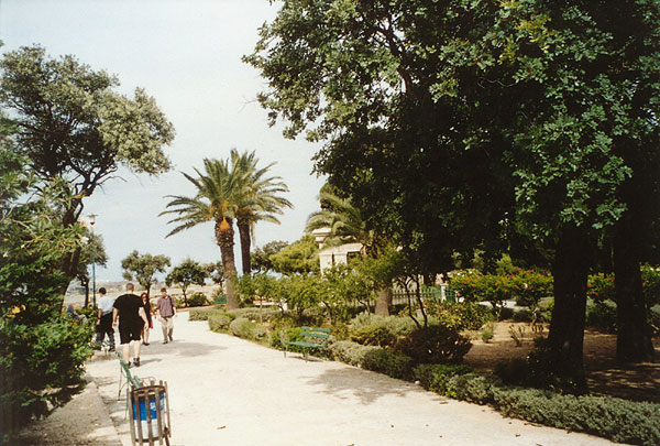 Park_Befestigung_Valletta.jpg