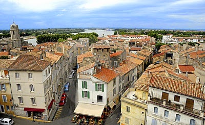 city-arles-france-8900535.jpg