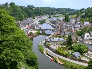 Village-of-Dinan-Photo-300x225.jpg