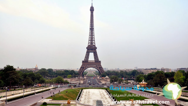 picture-Eiffel-Tower-tourist-siteparis.jpg