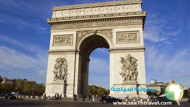 design-Arc-de-Triomphe-is-a-historic-monument.jpg