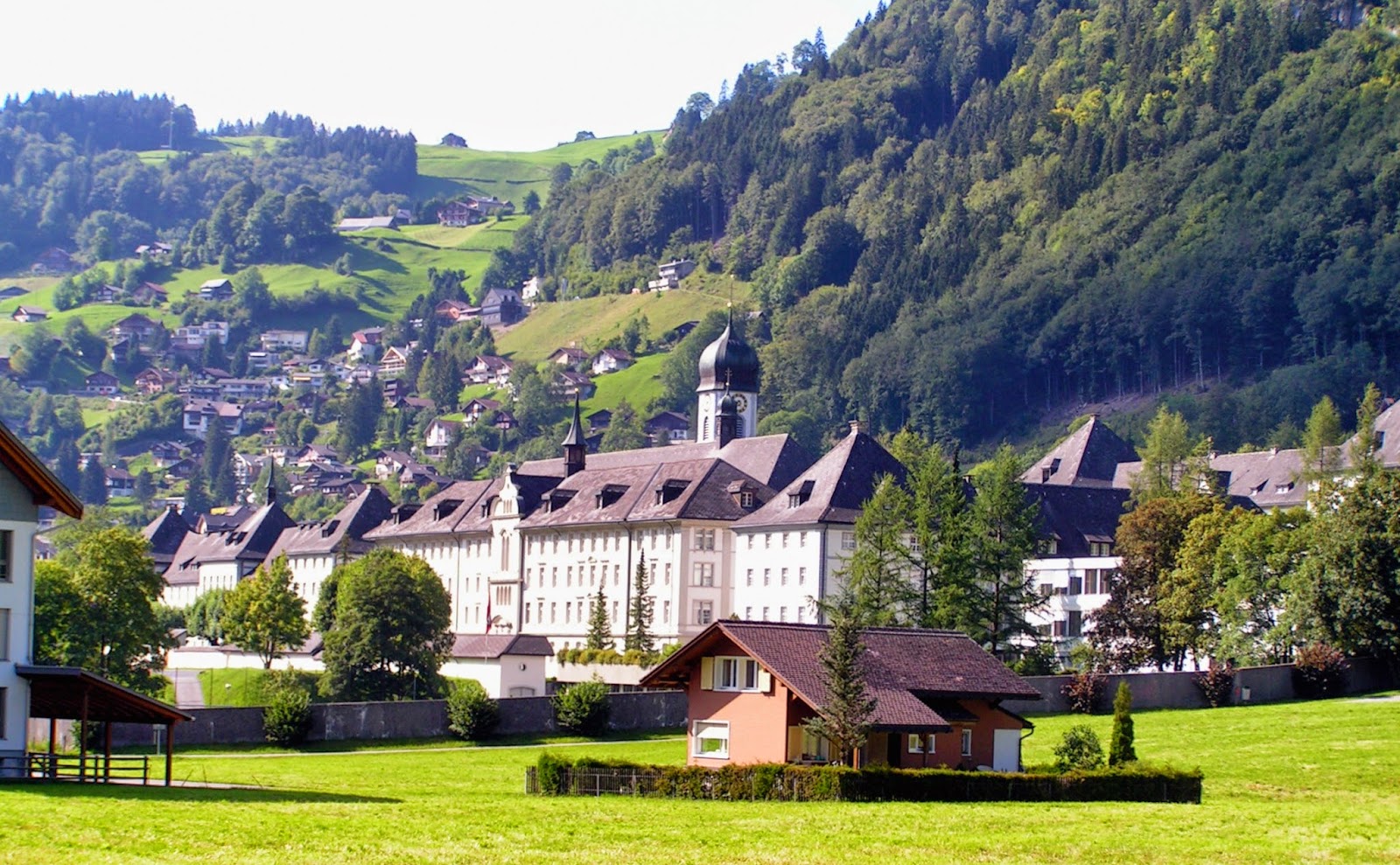 Engelberg_kloster_2011-08-20_16_40_23_PICT4025.jpg