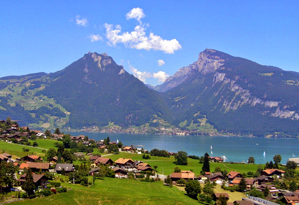 lake-interlaken-large.jpg