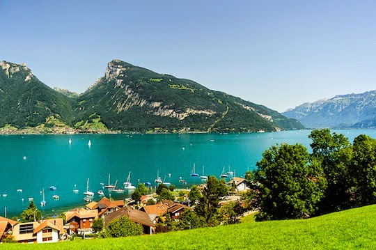 Switzerland-Lake-Thun1.jpg