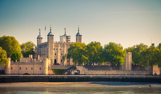 Tower-of-London.jpg