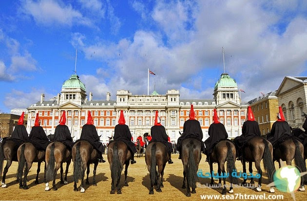 london-whitehall-horse-guards.jpg