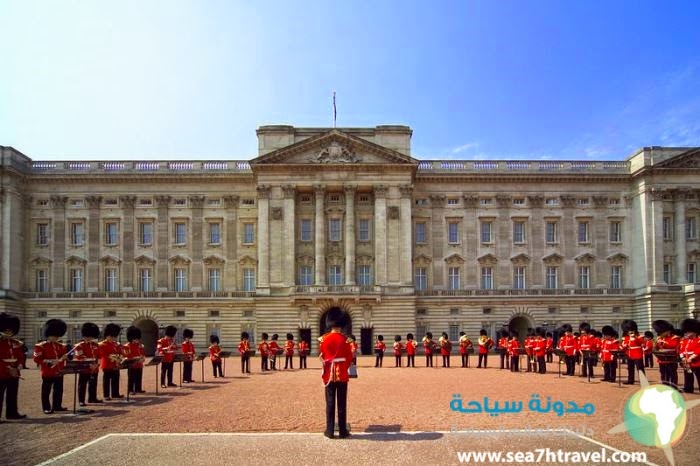 Buckingham-Palace.jpg