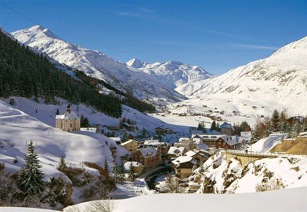 ThickBox_andermattvillage1.jpg