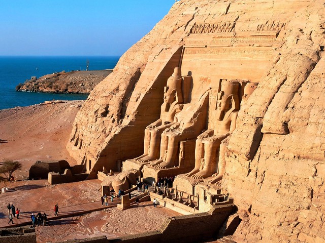 abu-simbel_-near-aswan_-egypt.jpg