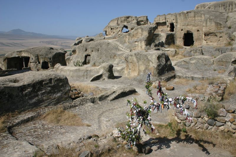 Uplistsikhe_Cave_City_near_Gori_Georgia_7.jpg