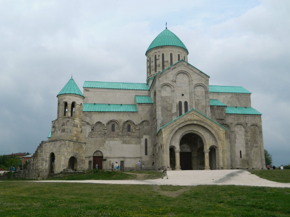 Bagrati-Cathedral.jpg