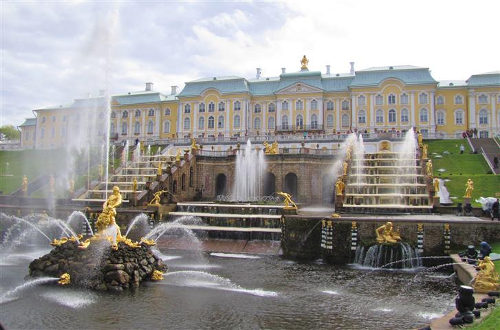romanovs-palace.jpg