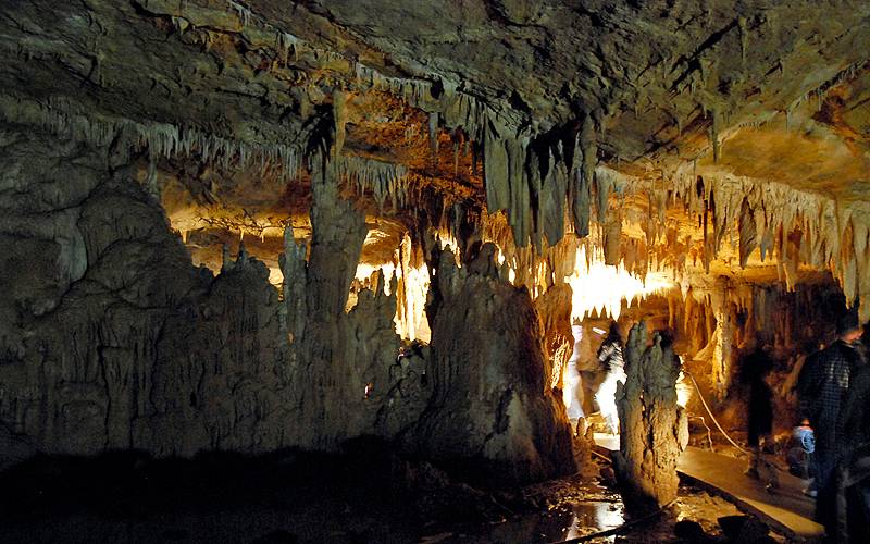 sataplia-cave-kutaisi-prehistoric.jpg