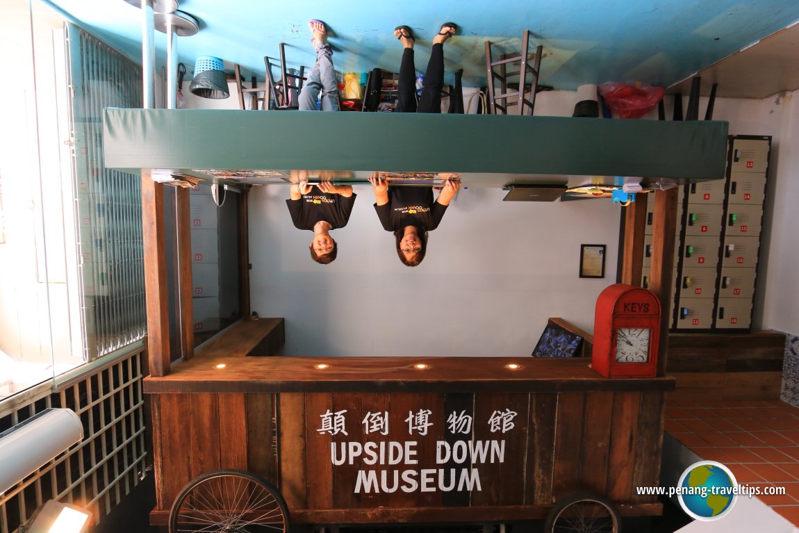 upside-down-museum-01.jpg