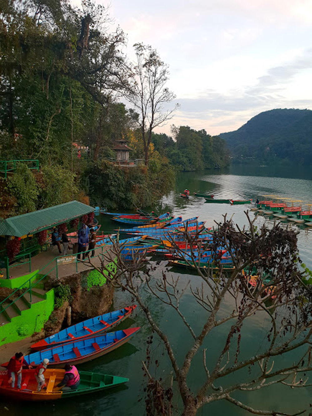 Pokhara-lake-2_bjb6x4.jpg