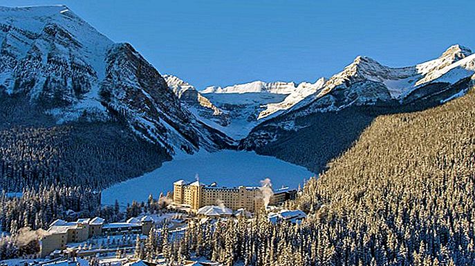 12-top-rated-resorts-in-alberta.jpg