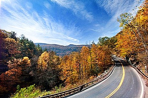 leaf-peeping-across-america-a-coast-to-coast-guide.jpg