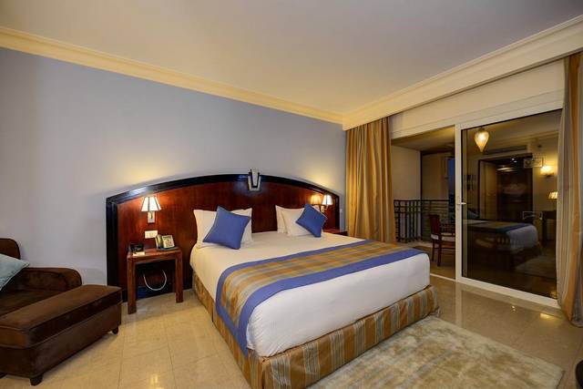 Naama-Bay-hotels-Sharm-El-Sheikh2.jpg