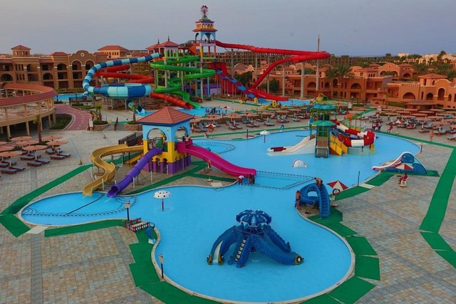 Charmillion-Gardens-Aquapark-sharm-el-sheikh.jpg