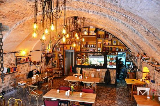 Restaurants-Breakfast-in-Istanbul10.jpg
