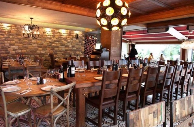 Nasrat-Restaurant-1.jpg