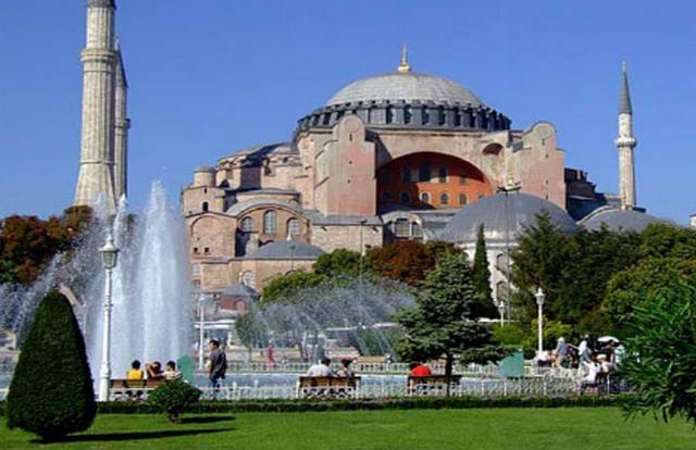 Hagia-Sophia-Mosque4.jpg