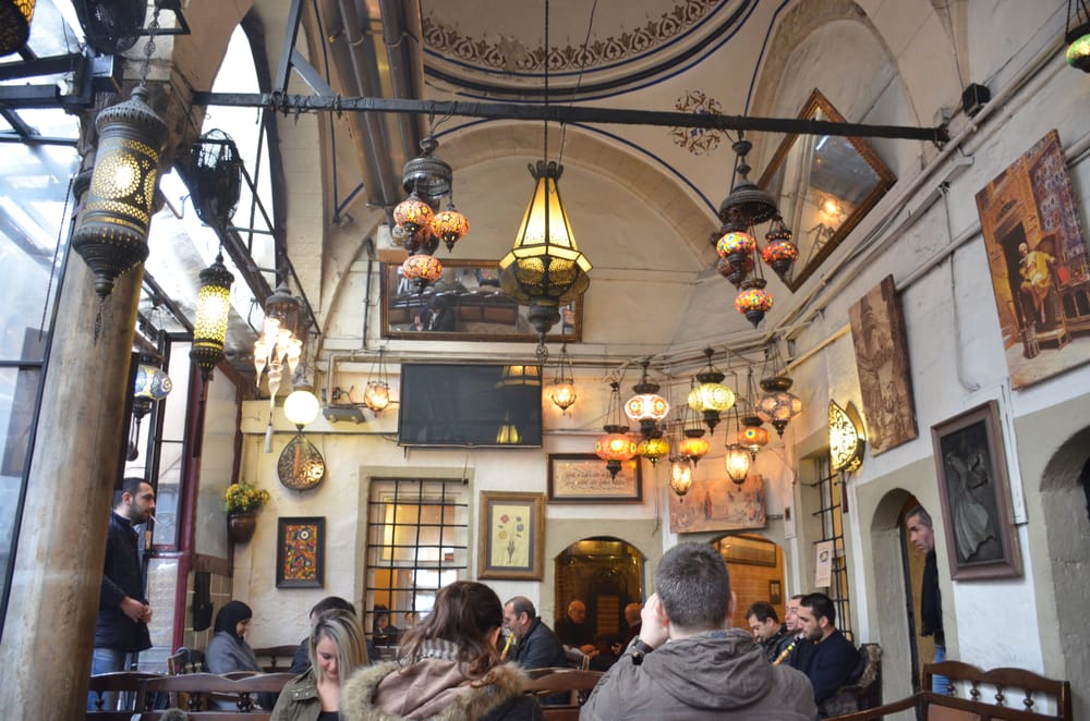 Shisha-cafes-in-Istanbul-2.jpg